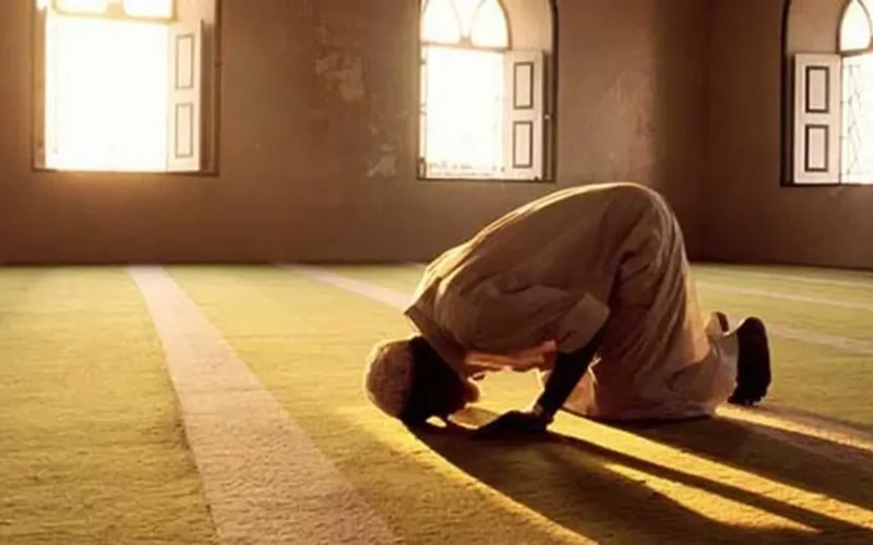 تحديثات الفجر والمغرب.. مواعيد الصلاة في القاهرة والجيزة خلال تعاملات الخميس 15 يناير